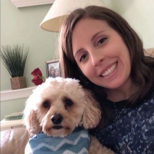 Meet your Posher, Maura